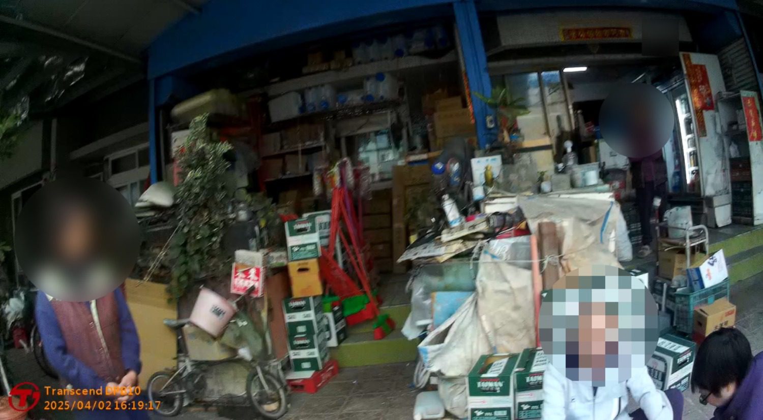 湖內警化身天使  悉心守護多次跌倒長者 湖內警化身天使  悉心守護多次跌倒長者