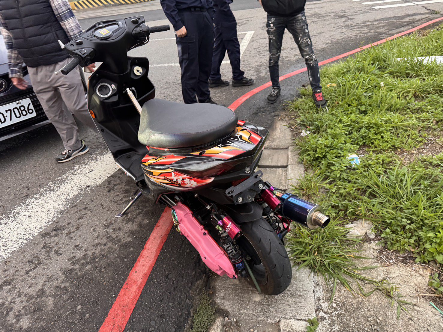 蘆竹南青路「猴子」聚集 重機當場移置保管恐挨罰3萬1 蘆竹南青路「猴子」聚集 重機當場移置保管恐挨罰3萬1