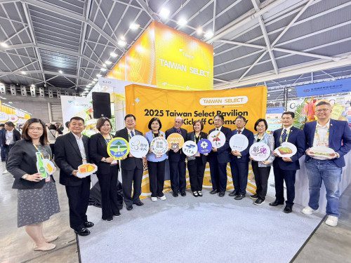 「2025新加坡國際食品展」正式開展  屏東隊團結力量大 與世界接軌拚經濟