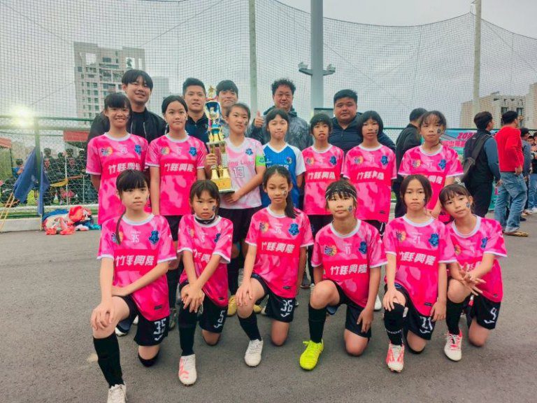 全國少年盃足球大賽　竹縣興隆國小勇奪佳績女子六年級組亞軍男子四年級組獲殿軍