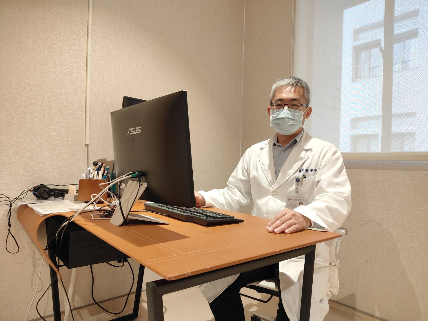 面對關稅衝擊引發股市震盪 醫建議留意壓力反應並適時調適心情 面對關稅衝擊引發股市震盪 醫建議留意壓力反應並適時調適心情