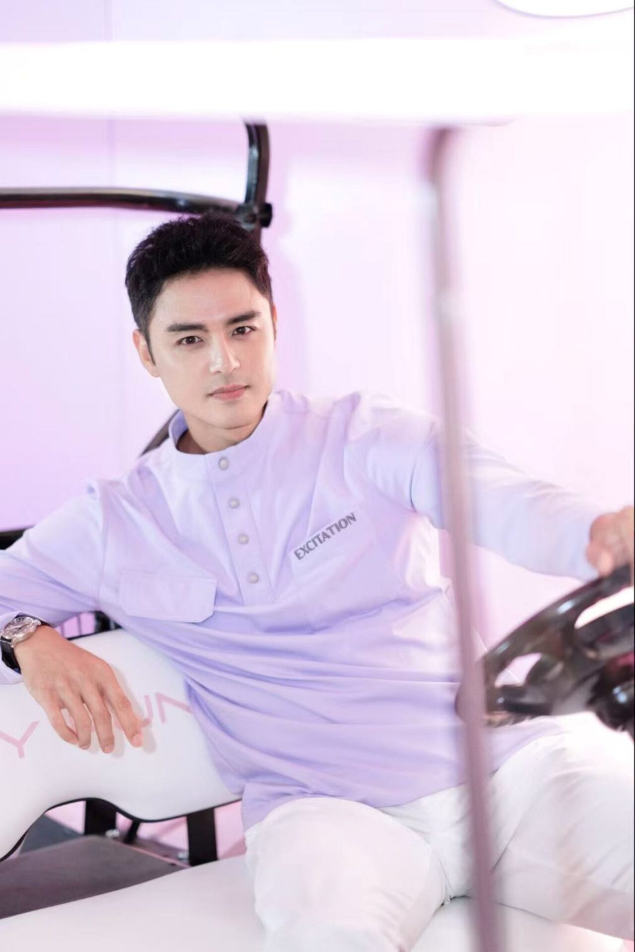 明道直播以陪伴式真誠對話戲精上身 創下買手榜第一名 明道直播以陪伴式真誠對話戲精上身 創下買手榜第一名