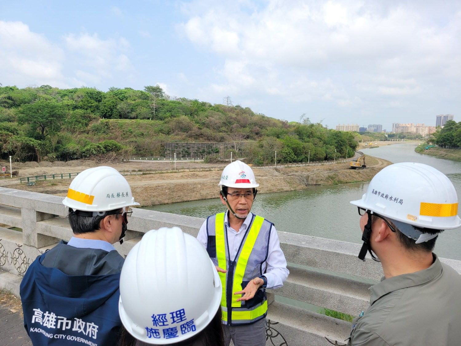 林欽榮副市長視察後勁溪清疏工程 做好迎接汛期挑戰 林欽榮副市長視察後勁溪清疏工程 做好迎接汛期挑戰