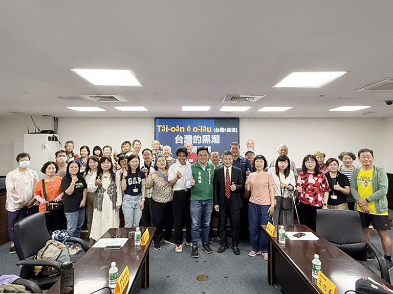 乙巳年學甲慈濟宮11日「安五營」、「過火」祭典!恭祝保生大帝誕辰 乙巳年學甲慈濟宮11日「安五營」、「過火」祭典!恭祝保生大帝誕辰