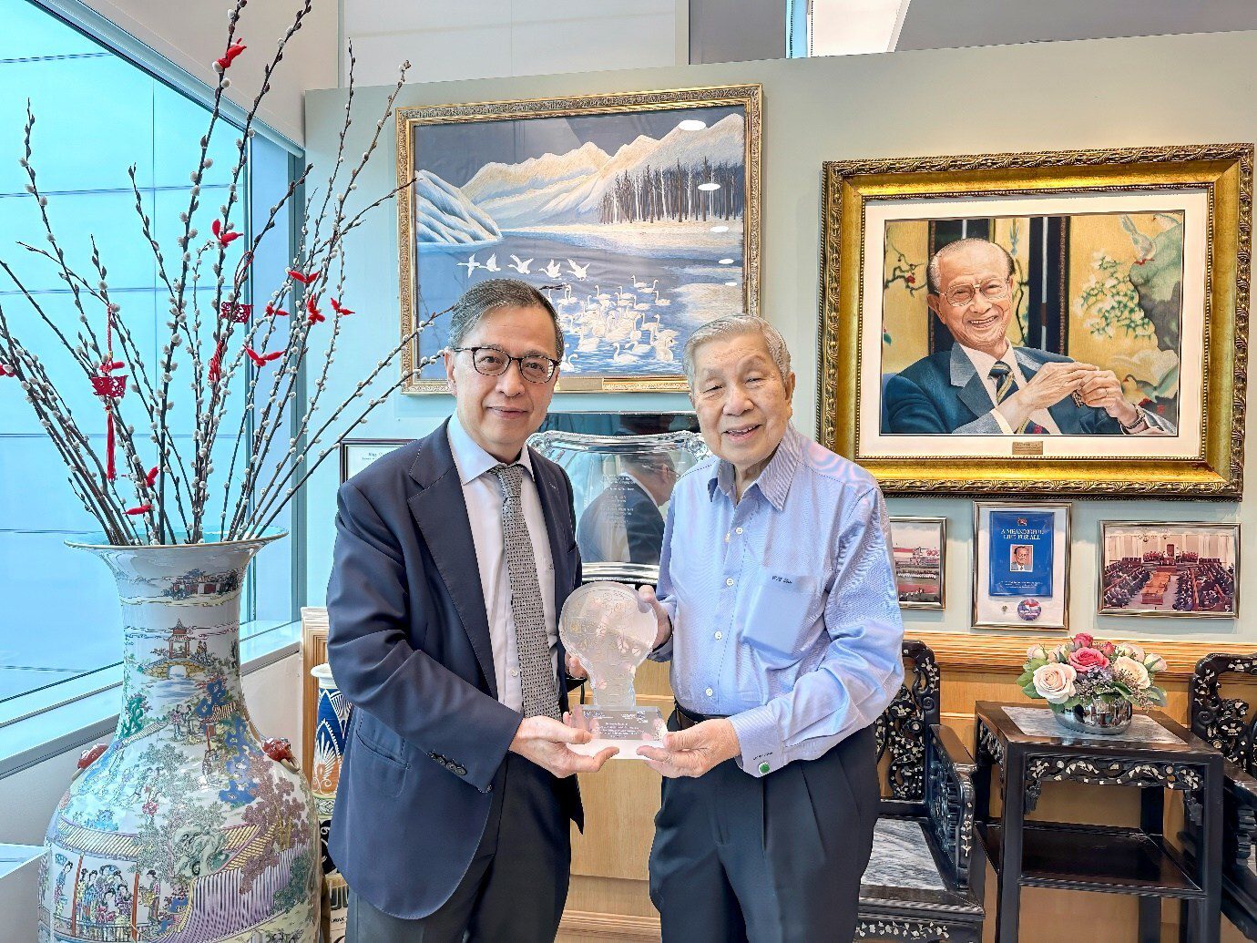 新加坡管理大學獲觀音堂佛祖廟350萬新元捐款 新加坡管理大學獲觀音堂佛祖廟350萬新元捐款