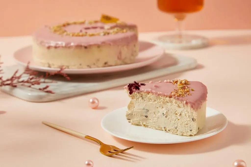 母親節不只送康乃馨 這款桂蜜情深乳酪蛋糕才是媽咪最想收到的浪漫禮物 母親節不只送康乃馨 這款桂蜜情深乳酪蛋糕才是媽咪最想收到的浪漫禮物