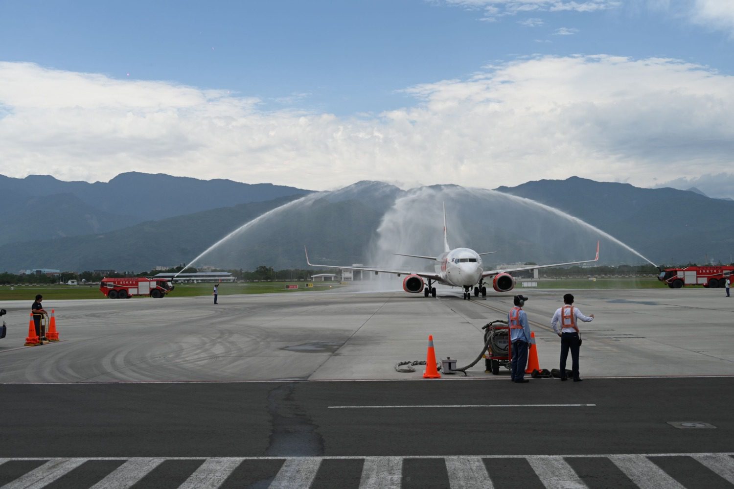 臺東、泰國雙向包機直航 迎來泰國旅客 臺東、泰國雙向包機直航 迎來泰國旅客