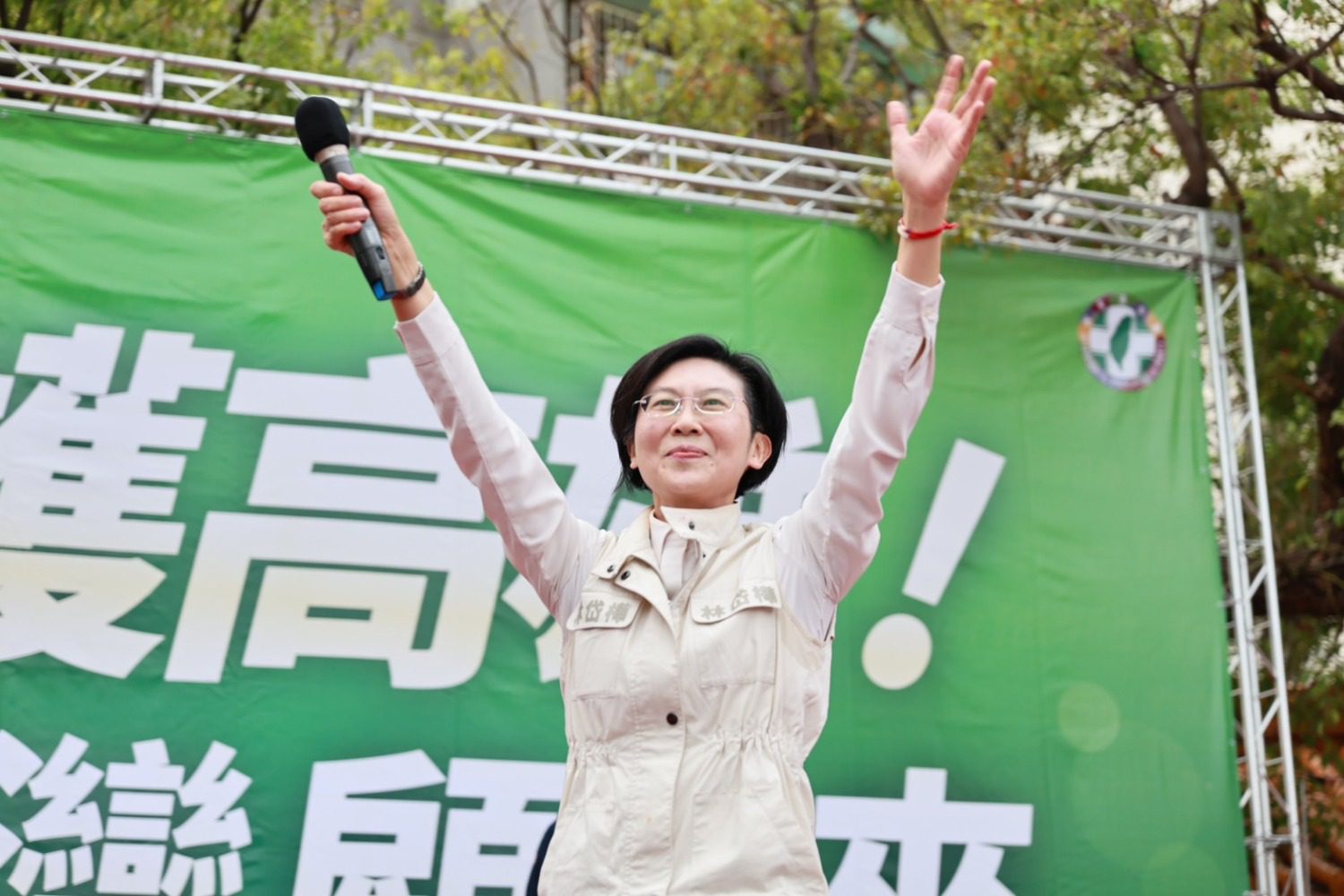 龍成宫舉辦宣講會逾兩千人力挺 林岱樺：中央地方齊心，守護高雄產業，面對關稅挑戰