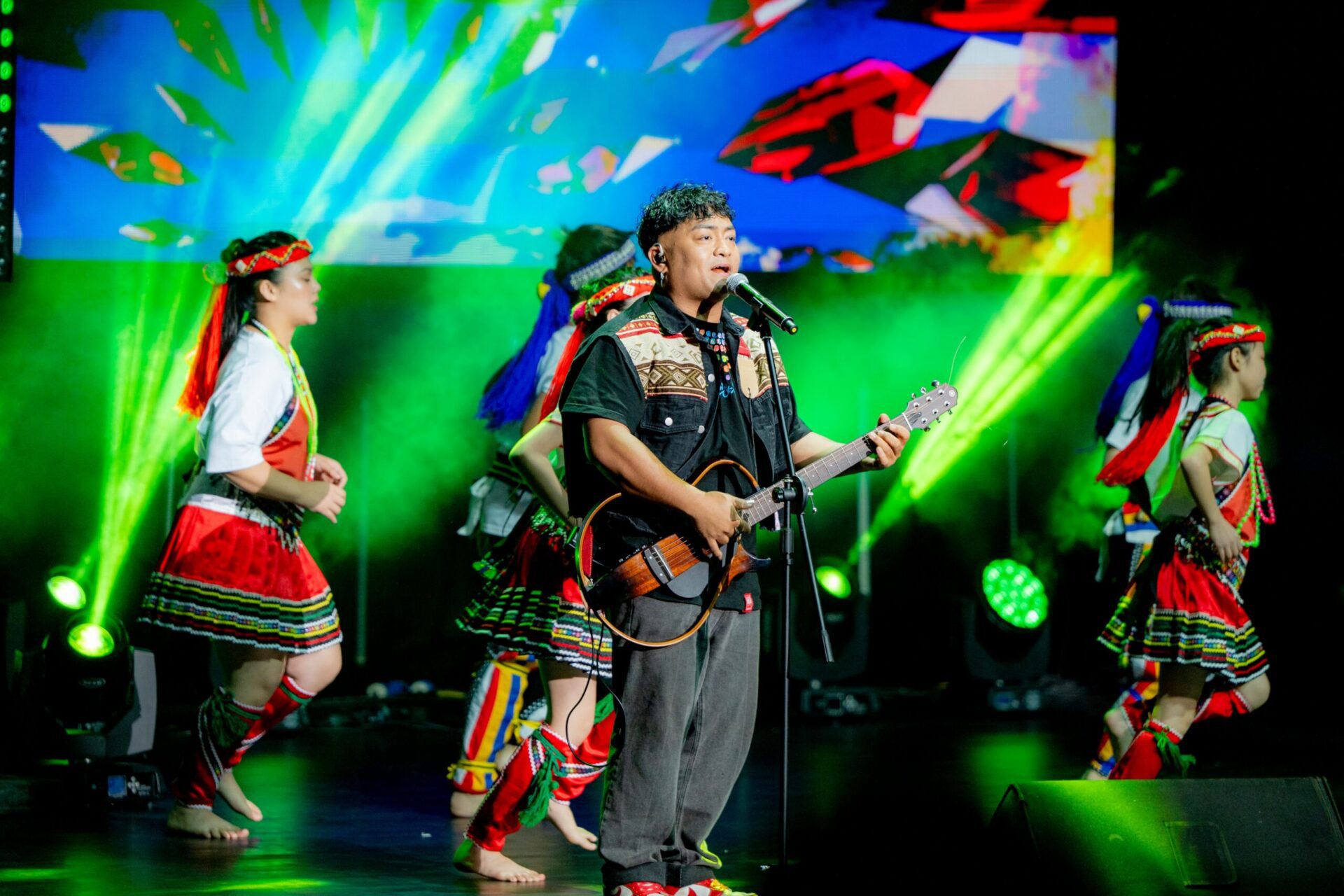 愛傳承關懷演唱會桃園登場 張善政感謝藝人企業共築善意橋樑