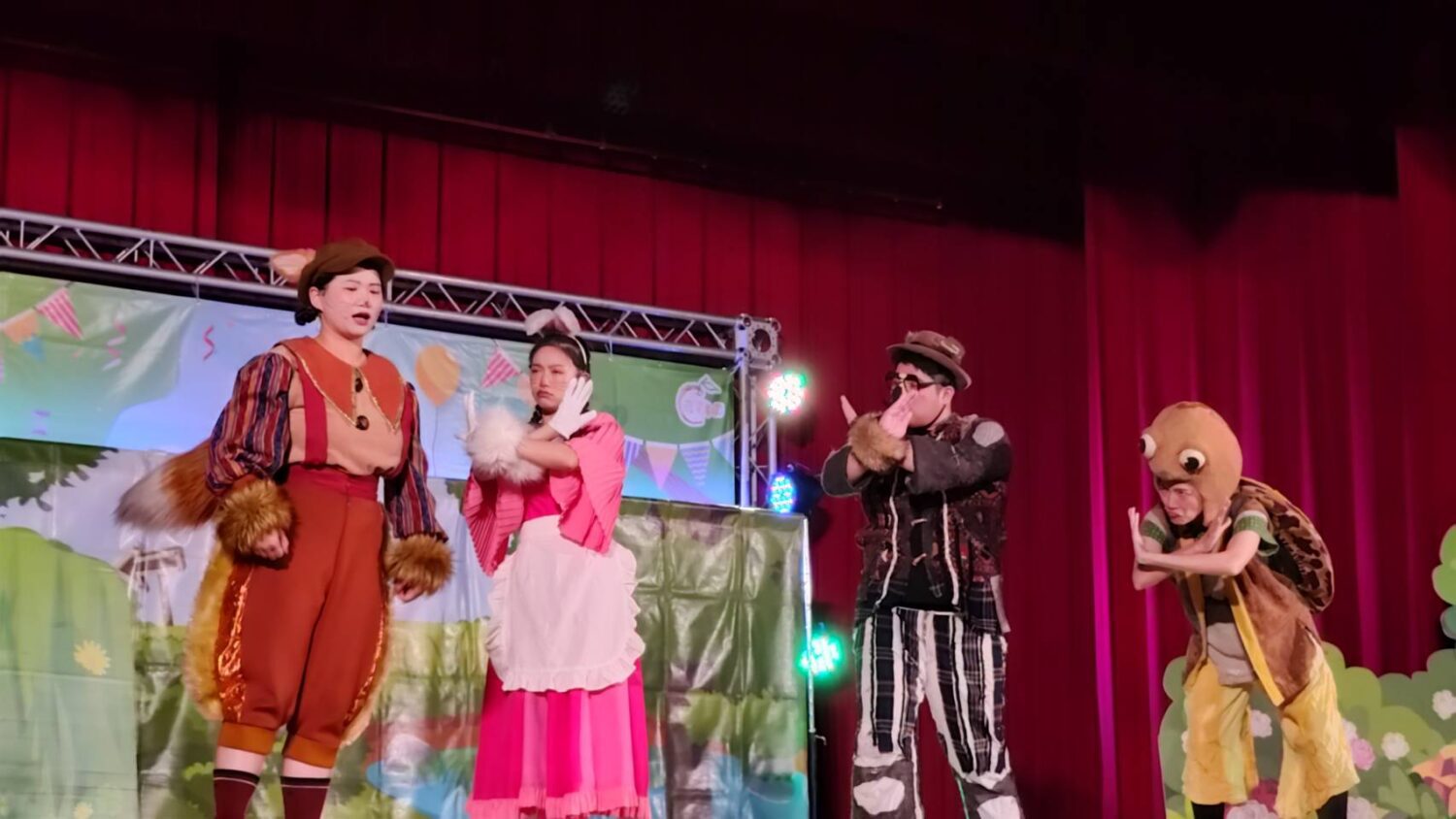 彰化囡仔好幸福親子劇場巡演　蘋果劇團到民生國小演出