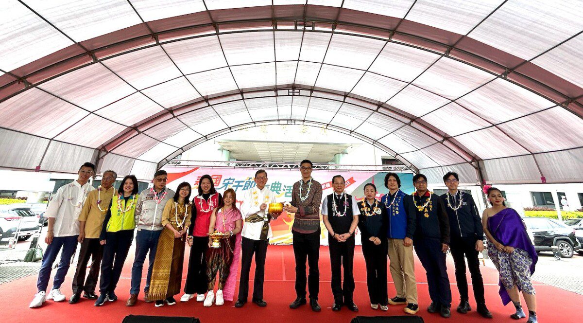 桃園市泰國宋干節慶典結合誦經祝禱 王副市長盼為震災地區祈福