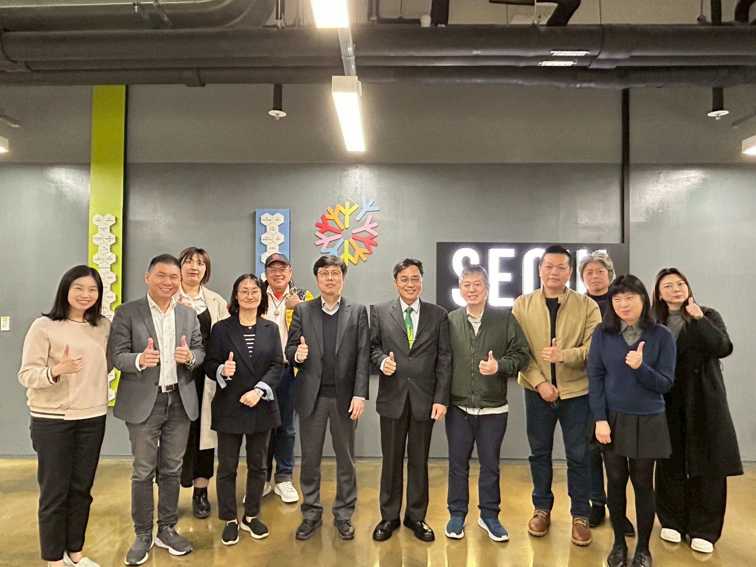 高雄經發局組團赴韓 聚焦新創與商業交流 助攻在地品牌拓展韓國商機 高雄經發局組團赴韓 聚焦新創與商業交流 助攻在地品牌拓展韓國商機