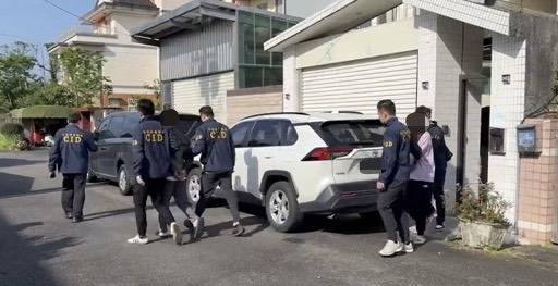 詐騙集團以秧苗場投資為名 佯稱張峻議長也有投資 以此誘騙農民得逞 詐騙集團以秧苗場投資為名 佯稱張峻議長也有投資 以此誘騙農民得逞