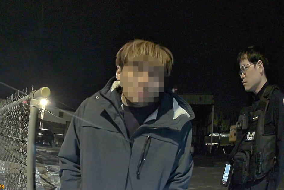 沒套好？兄弟報「相同身份證字號」 通緝犯假冒身分當場被抓包