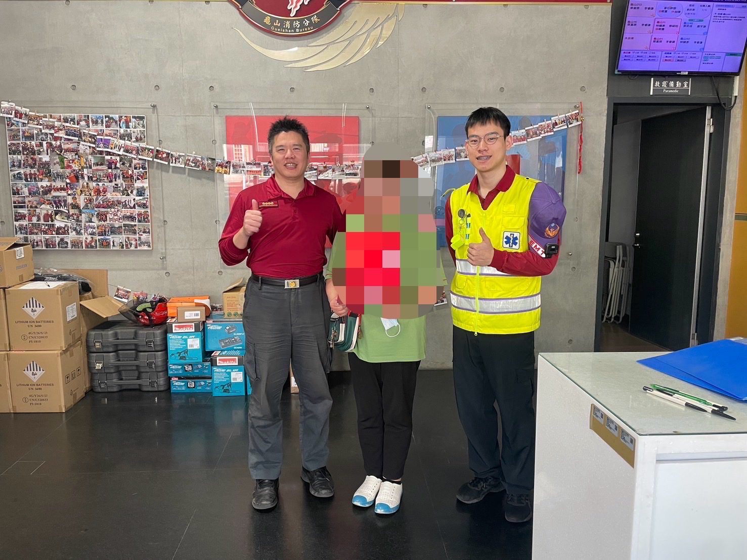 胸痛倒地險送命 龜山消防分隊即時送醫救回7旬婦