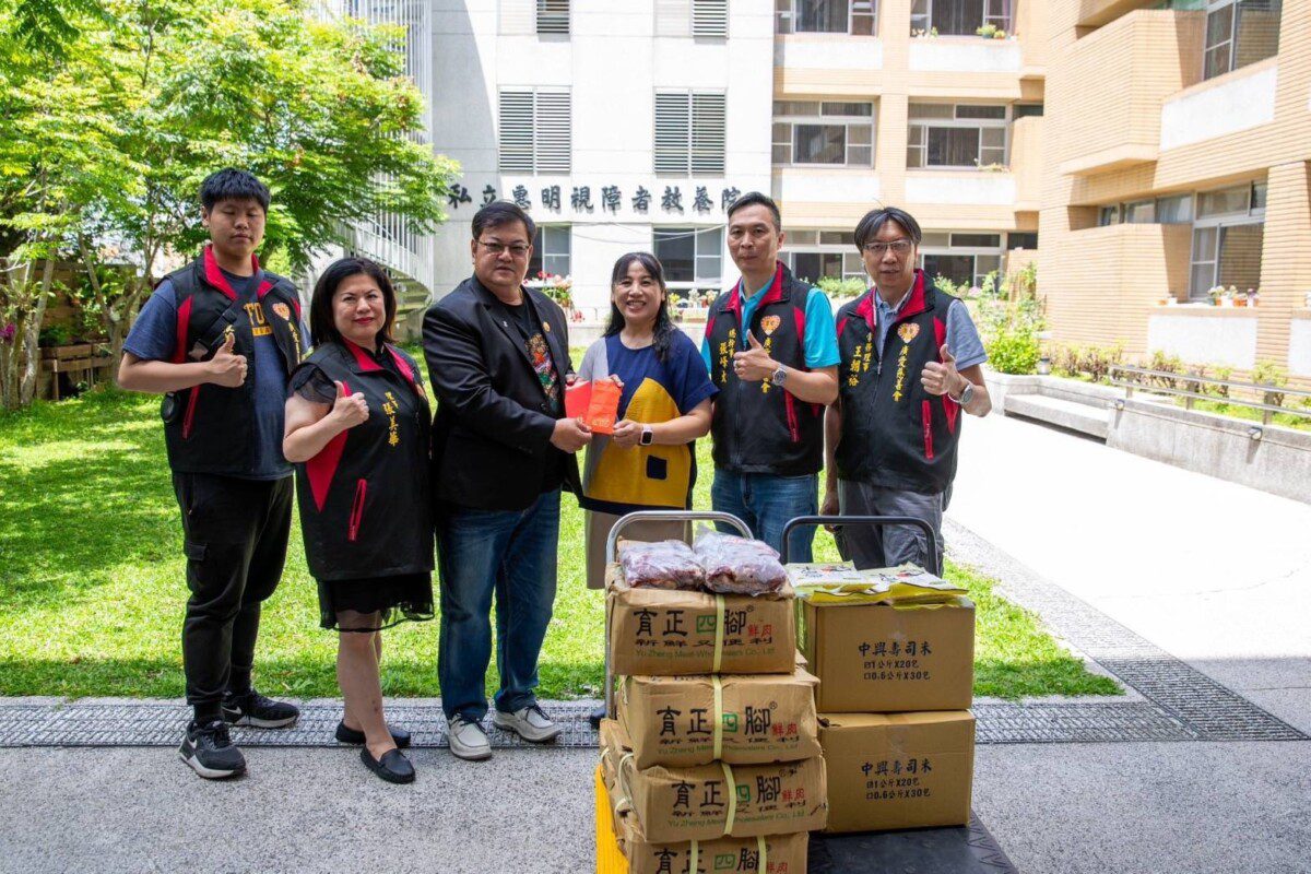 台中市廣愛慈善會理事長趙令澤關懷弱勢 攜手善心人士捐款惠明教養院 台中市廣愛慈善會理事長趙令澤關懷弱勢 攜手善心人士捐款惠明教養院