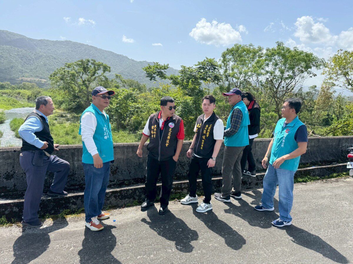 鳳林鎮北林里長陳情大忠橋下淤積威脅農地安全 張峻議長邀集會勘並聯繫相關單位積極展開改善