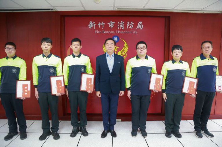 竹市消防局成功搶救突發心肺功能停止患者 邱臣遠代理市長感謝專業救護團隊 竹市消防局成功搶救突發心肺功能停止患者 邱臣遠代理市長感謝專業救護團隊