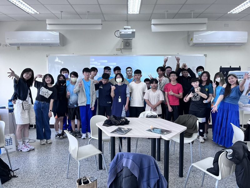 樹科大行銷系攜手王松男教育基金 「網紅培訓工作坊」旗農登場 樹科大行銷系攜手王松男教育基金 「網紅培訓工作坊」旗農登場