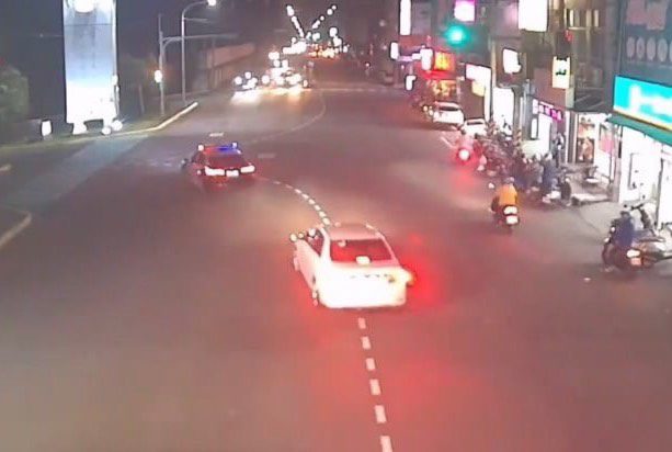 緊急!9旬翁突失去意識 龍潭警8分鐘開道送醫救命 緊急!9旬翁突失去意識 龍潭警8分鐘開道送醫救命