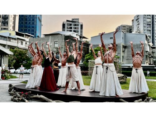 太古踏舞團《太陽之舞》屏縣王船文化館沉浸式展演 太古踏舞團《太陽之舞》屏縣王船文化館沉浸式展演