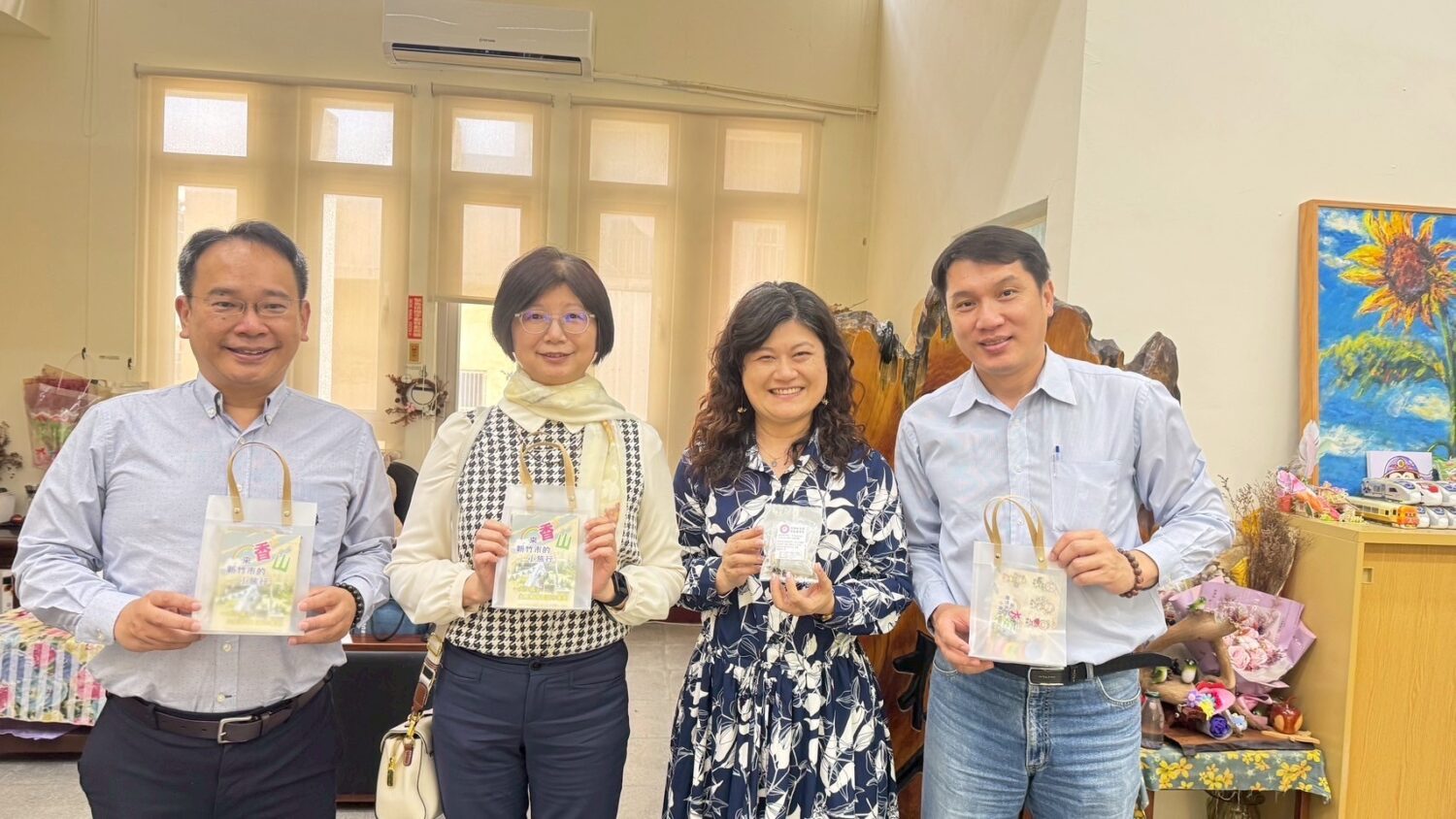 玄奘大學餐旅系攜手大庄國小 推動USR計畫打造「食農 、探索」跨域學習新場域 玄奘大學餐旅系攜手大庄國小 推動USR計畫打造「食農 、探索」跨域學習新場域