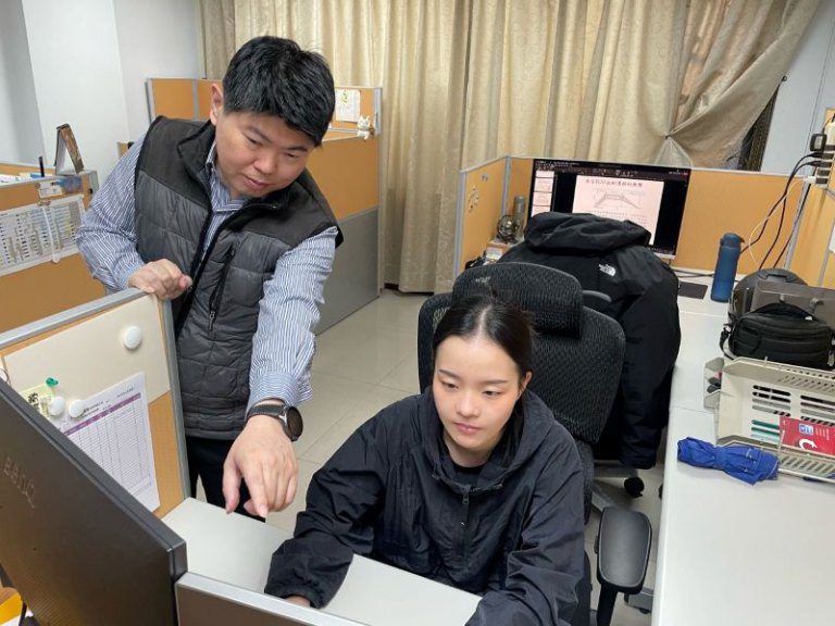 桃分署「青年就業旗艦計畫」職場導師制 超給力! 　文組青年「做中學」  成功跨入半導體產業