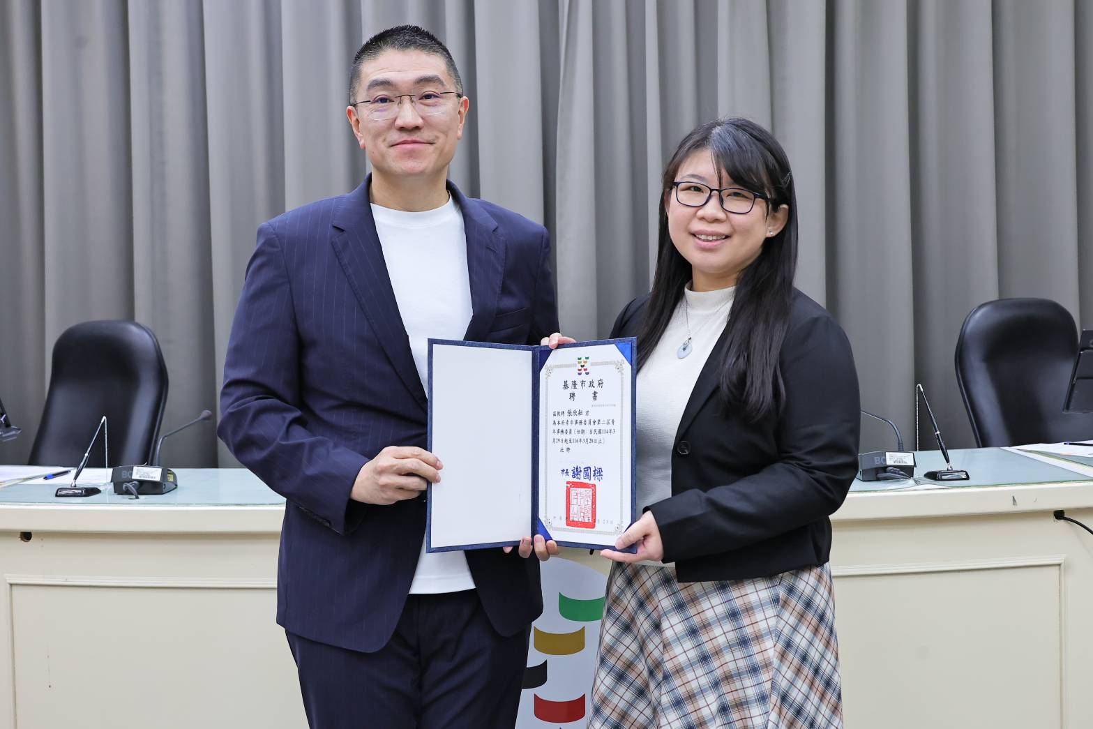 基隆青年事務委員交接 謝國樑盼攜手打造宜居城市 基隆青年事務委員交接 謝國樑盼攜手打造宜居城市