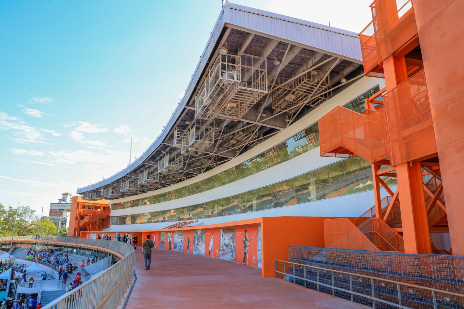 2025地球日 陳其邁主持苓雅運動園區盛大啟用 2025地球日 陳其邁主持苓雅運動園區盛大啟用