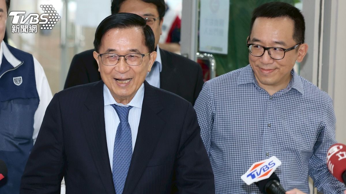 17年來首度公開演講　扁:國家主權屬全民　不是總統最大　民主非一言堂　不能意見不同就冠上「XX同路人」