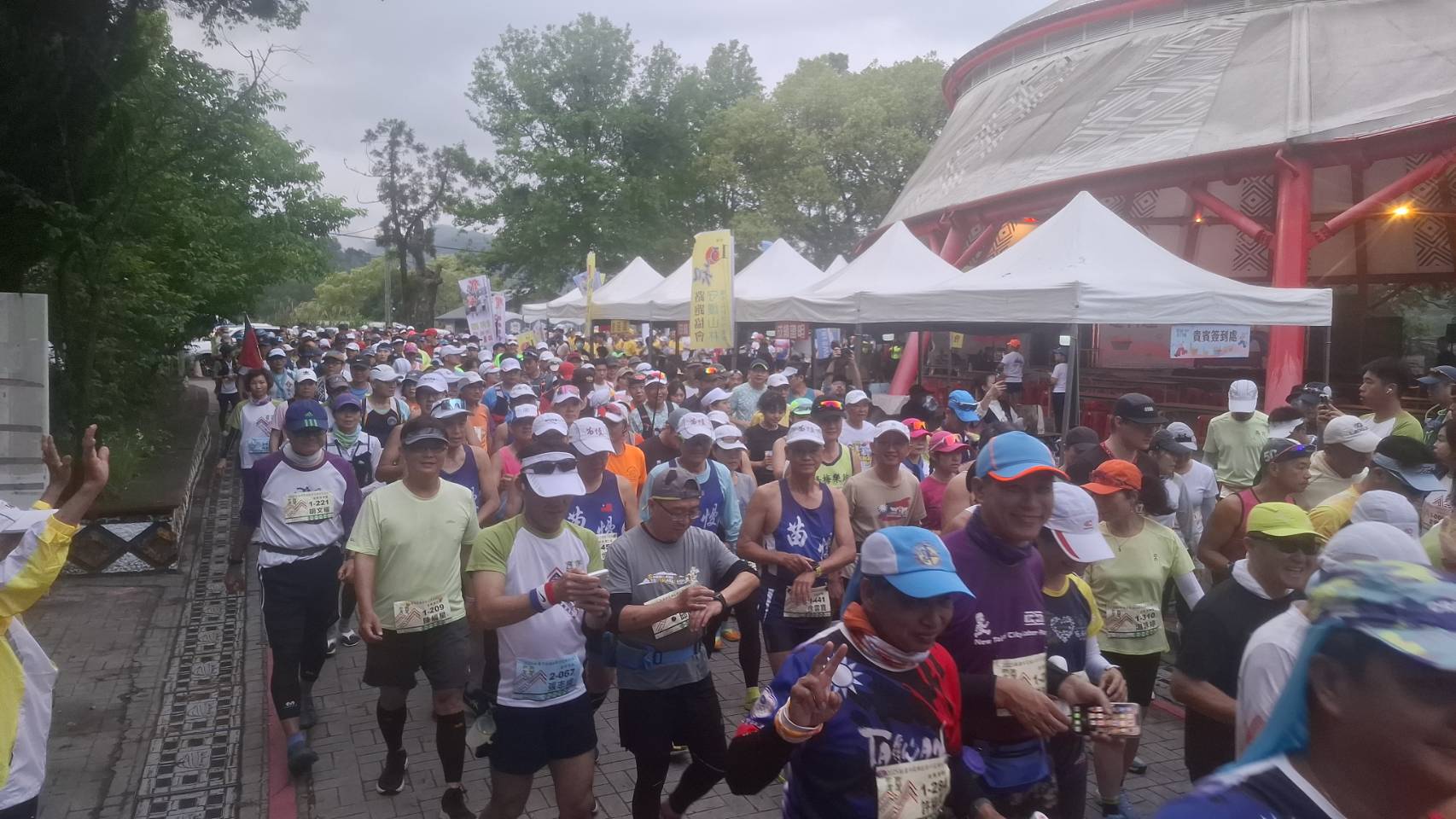 橫跨溪口吊橋、羅馬公路 復興區馬拉松開跑展現山林魅力 橫跨溪口吊橋、羅馬公路 復興區馬拉松開跑展現山林魅力