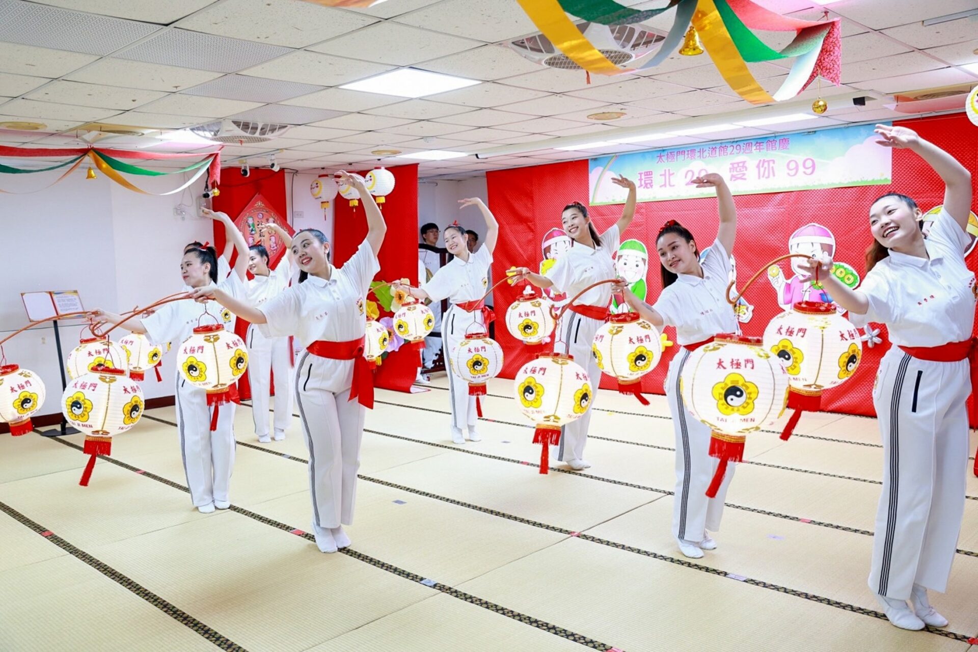 深耕桃園29年!太極門環北道館舉辦慶祝活動 鳴和平鑼為世界祈福 深耕桃園29年!太極門環北道館舉辦慶祝活動 鳴和平鑼為世界祈福