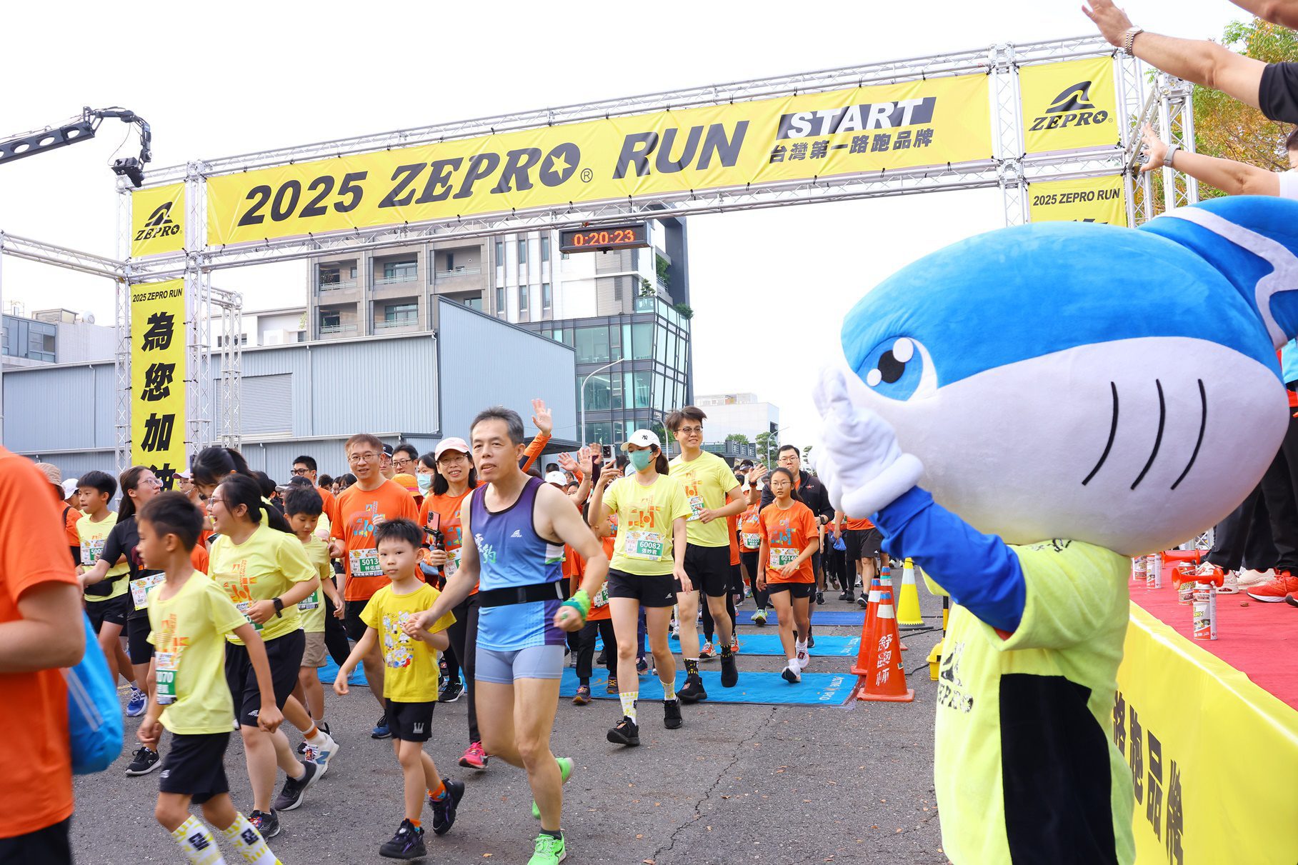 ZEPRO RUN嘉義市開跑 13國3千跑者齊聚228公園熱血參與 ZEPRO RUN嘉義市開跑 13國3千跑者齊聚228公園熱血參與