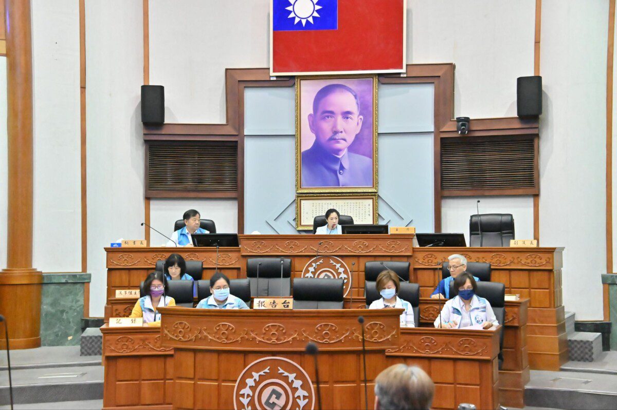 台東縣議會第20屆第14次臨時會順利閉會    提送議員提案20案及1案人民請願案交由縣府處理 台東縣議會第20屆第14次臨時會順利閉會    提送議員提案20案及1案人民請願案交由縣府處理