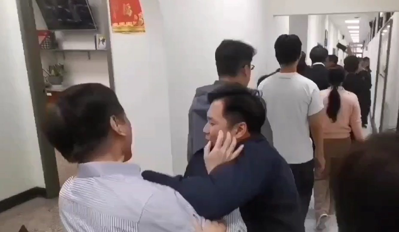 被控暴力攻擊詹江村 許家睿怒批造謠「不排除提告」 被控暴力攻擊詹江村 許家睿怒批造謠「不排除提告」