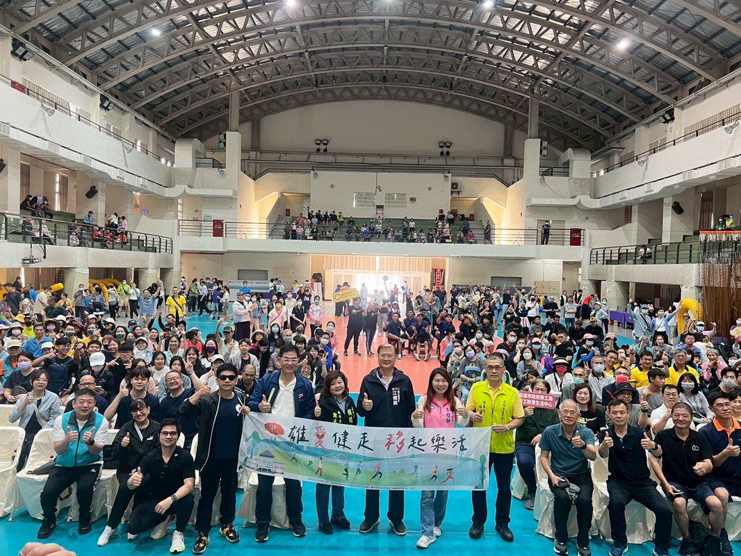 友善共融無國界 高市勞工局前鎮河畔盛大舉辦五一雄愛健走活動