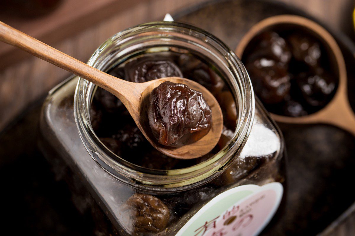 TNE自然元素 100%青梅果萃「會呼吸的梅好滋味」 給媽媽由內而外的健康呵護