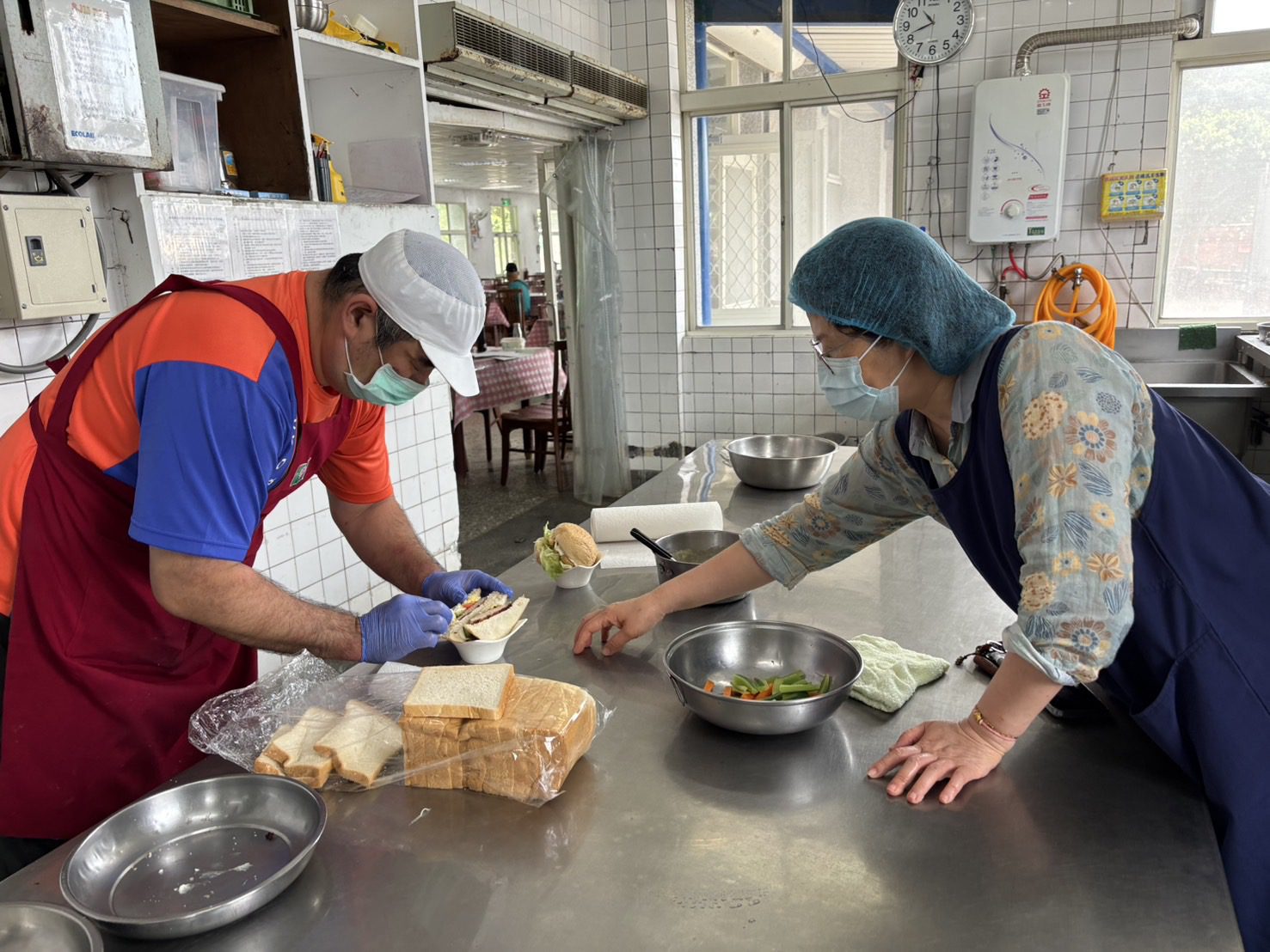 年少輕狂淪為街友　經輔導重拾廚藝　仁愛之家大廚尉遲君　人生再出發