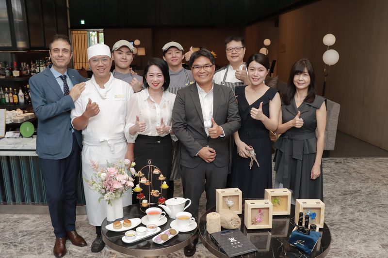 跨界美學合作 高雄洲際酒店推出母親節限定「茶香花語」午茶溫馨登場 跨界美學合作 高雄洲際酒店推出母親節限定「茶香花語」午茶溫馨登場