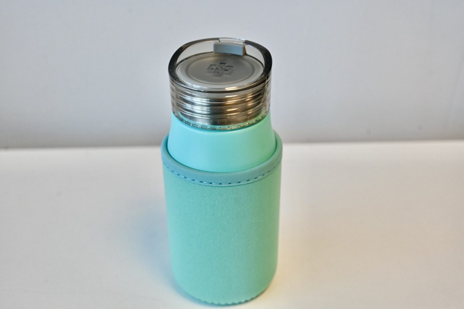 中鋼114年股東會創新 環保冷水瓶展現永續承諾 中鋼114年股東會創新 環保冷水瓶展現永續承諾