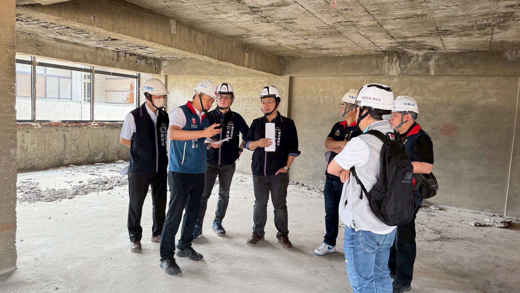 台中都發局完成清水老舊建物塌陷物清除 感謝鄰地地主、里長及清水公所協助 台中都發局完成清水老舊建物塌陷物清除 感謝鄰地地主、里長及清水公所協助