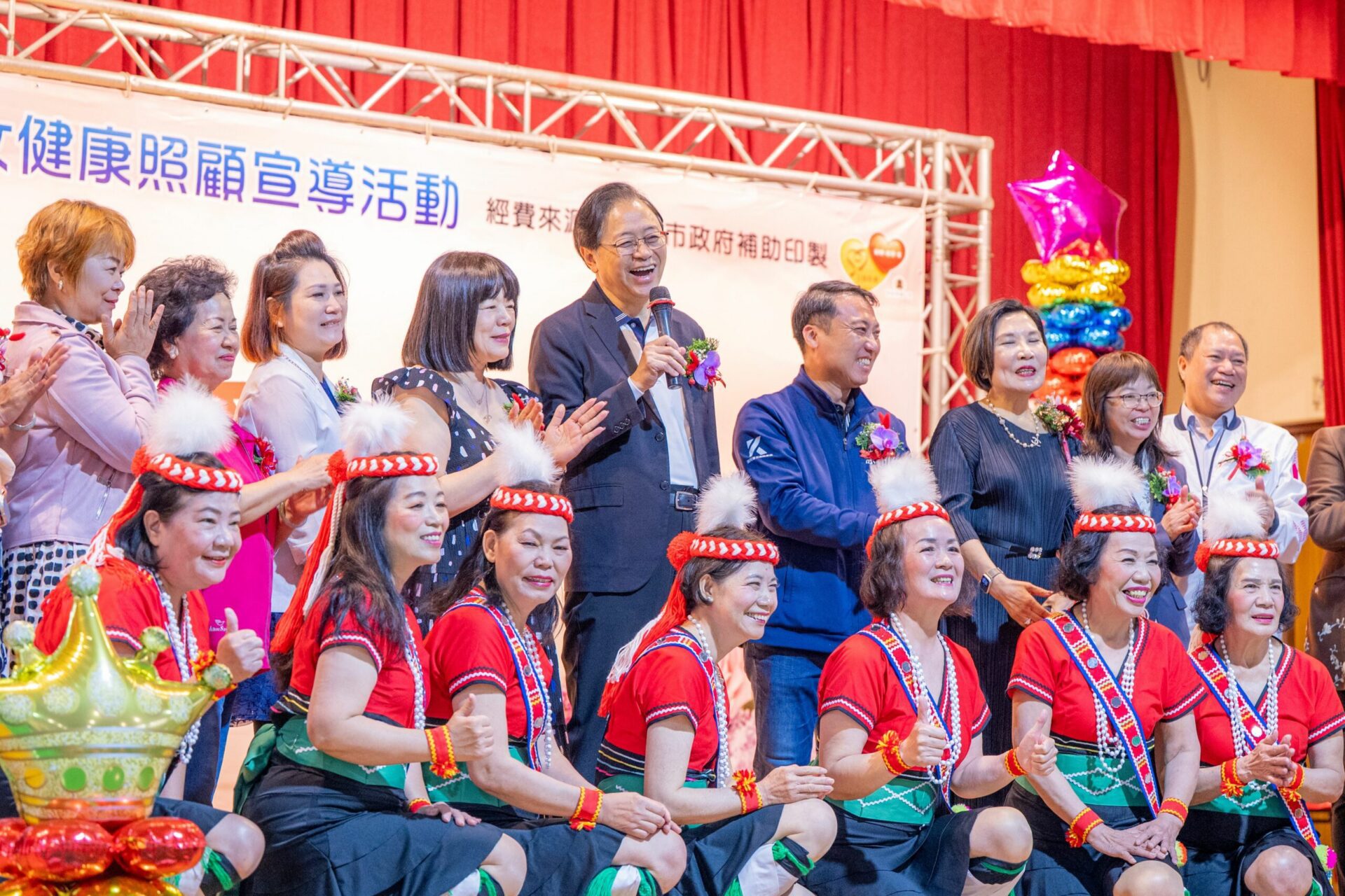 提前慶祝母親節!張善政表揚13模範婆媳 感謝無私奉獻 提前慶祝母親節!張善政表揚13模範婆媳 感謝無私奉獻