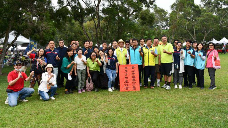 香山步道東方公園「毛小孩派對」 寵物嘉年華熱鬧一整天~ 香山步道東方公園「毛小孩派對」 寵物嘉年華熱鬧一整天~