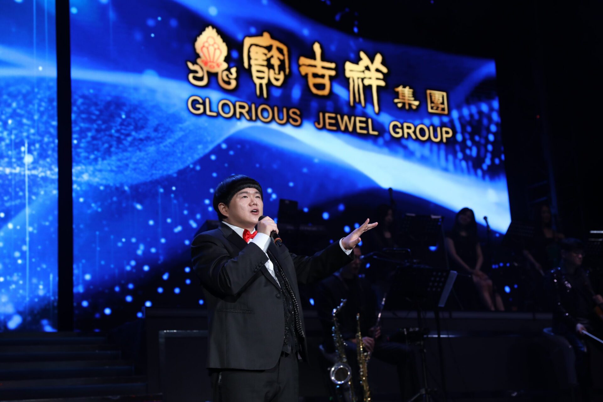 林育羣出道15週年 TICC舉辦《寶吉祥歌之饗宴12》以音樂深情告白「沒你!活不下」 林育羣出道15週年 TICC舉辦《寶吉祥歌之饗宴12》以音樂深情告白「沒你!活不下」