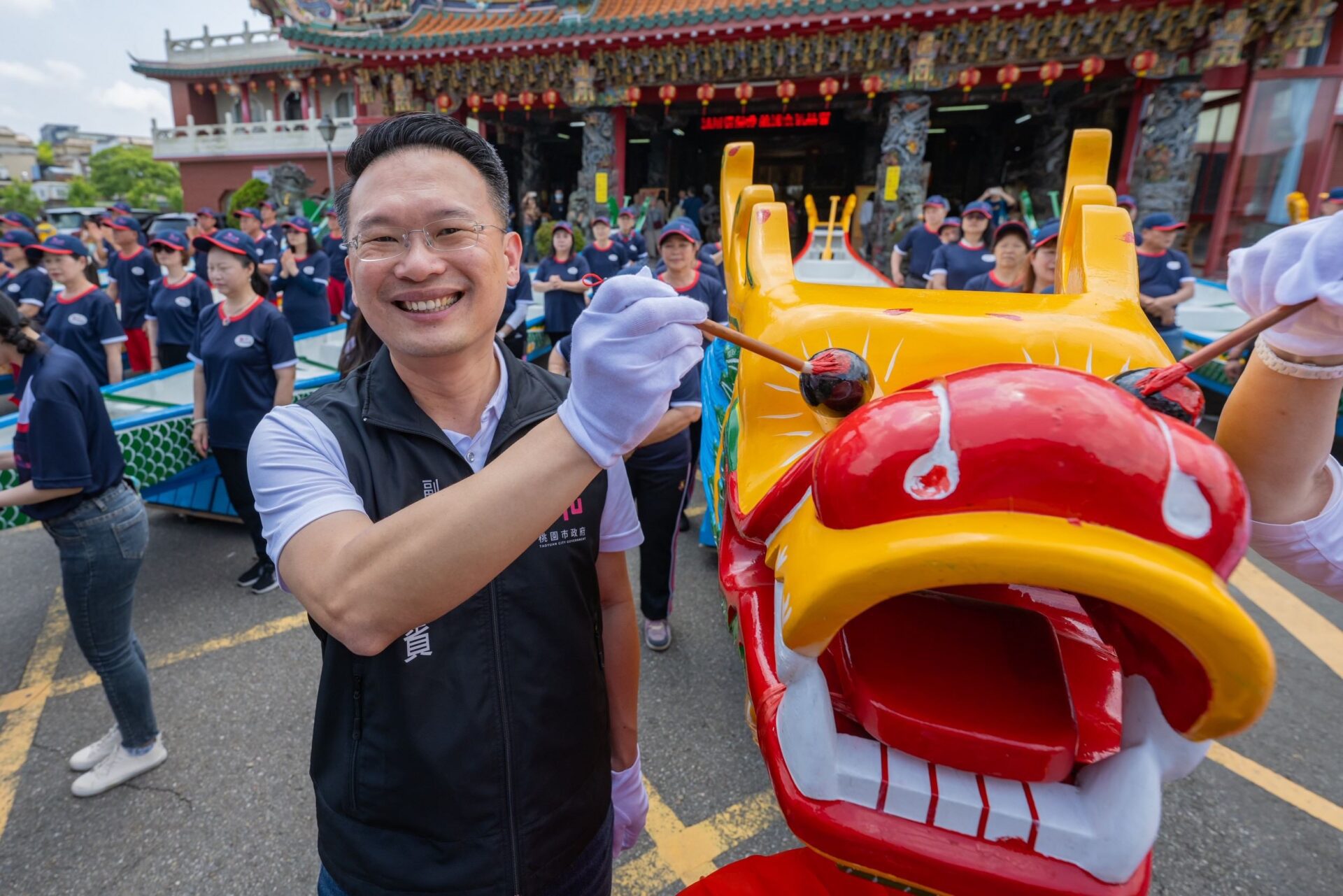 龍潭歸鄉文化節開跑 蘇俊賓為龍舟點睛盼傳承百年民俗文化