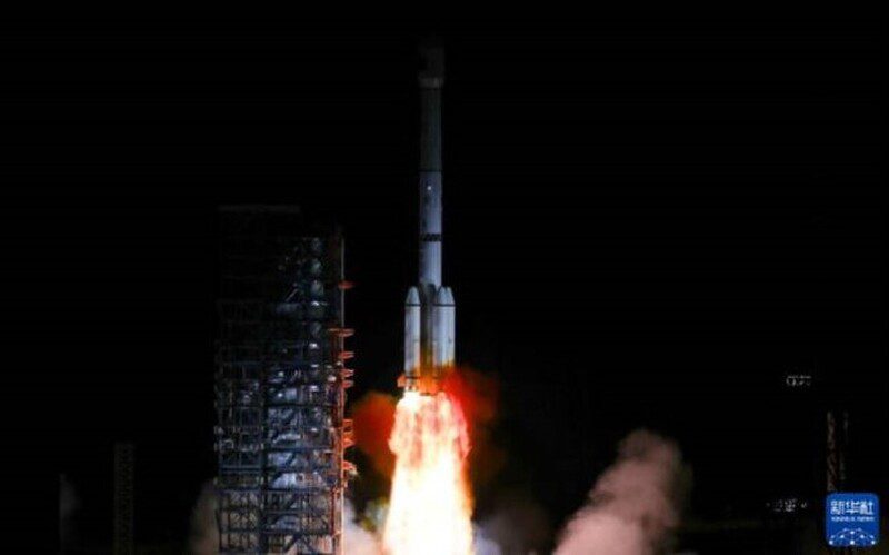 天鏈二號05星升空 助力中國載人航太測控能力提升 天鏈二號05星升空 助力中國載人航太測控能力提升