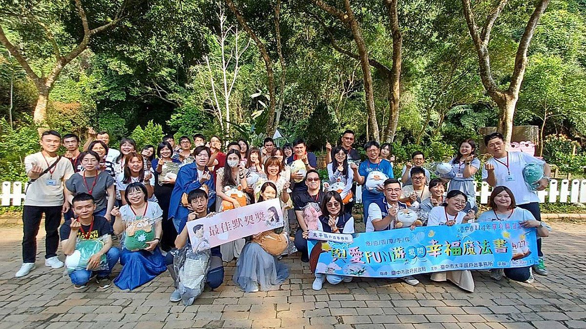 台中市單身聯誼活動熱鬧登場 香氛手作寫下心動篇章 台中市單身聯誼活動熱鬧登場 香氛手作寫下心動篇章