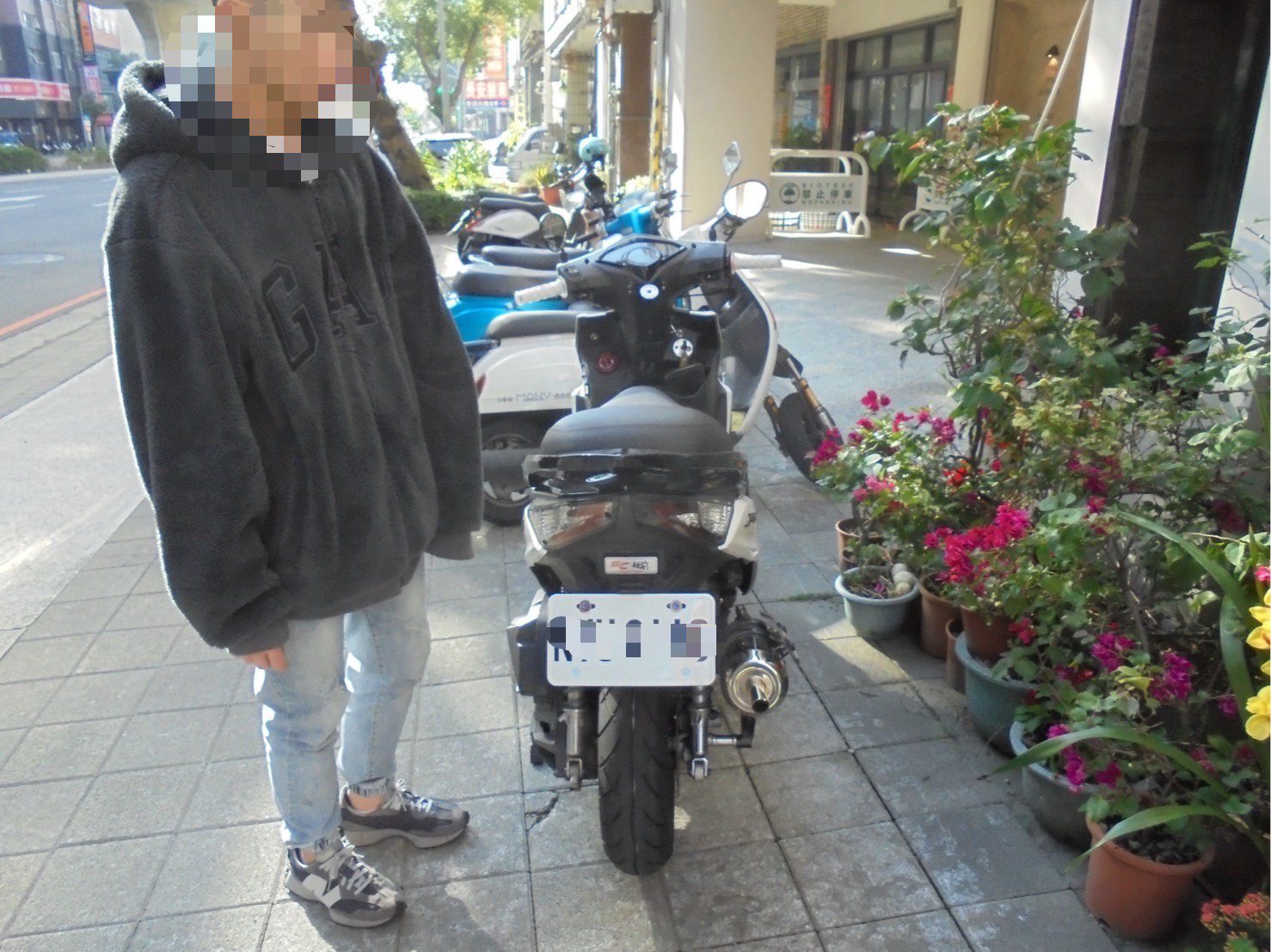 註銷車輛竊他人車牌囂張上路 警依法送辦 註銷車輛竊他人車牌囂張上路 警依法送辦