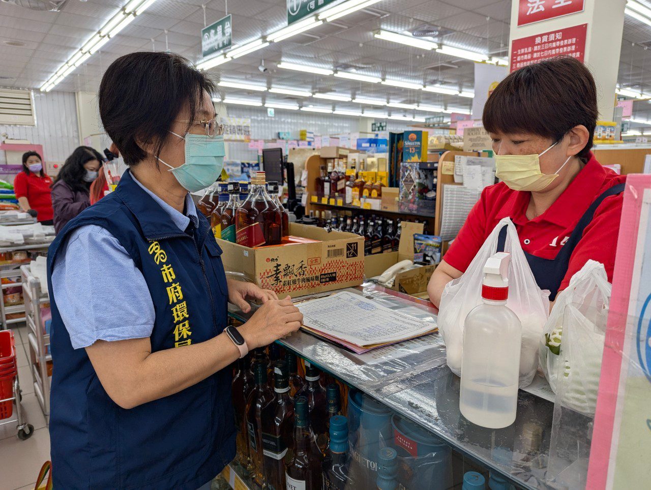 杜絕環藥違法販售!高市環保局查獲35件違規 杜絕環藥違法販售!高市環保局查獲35件違規