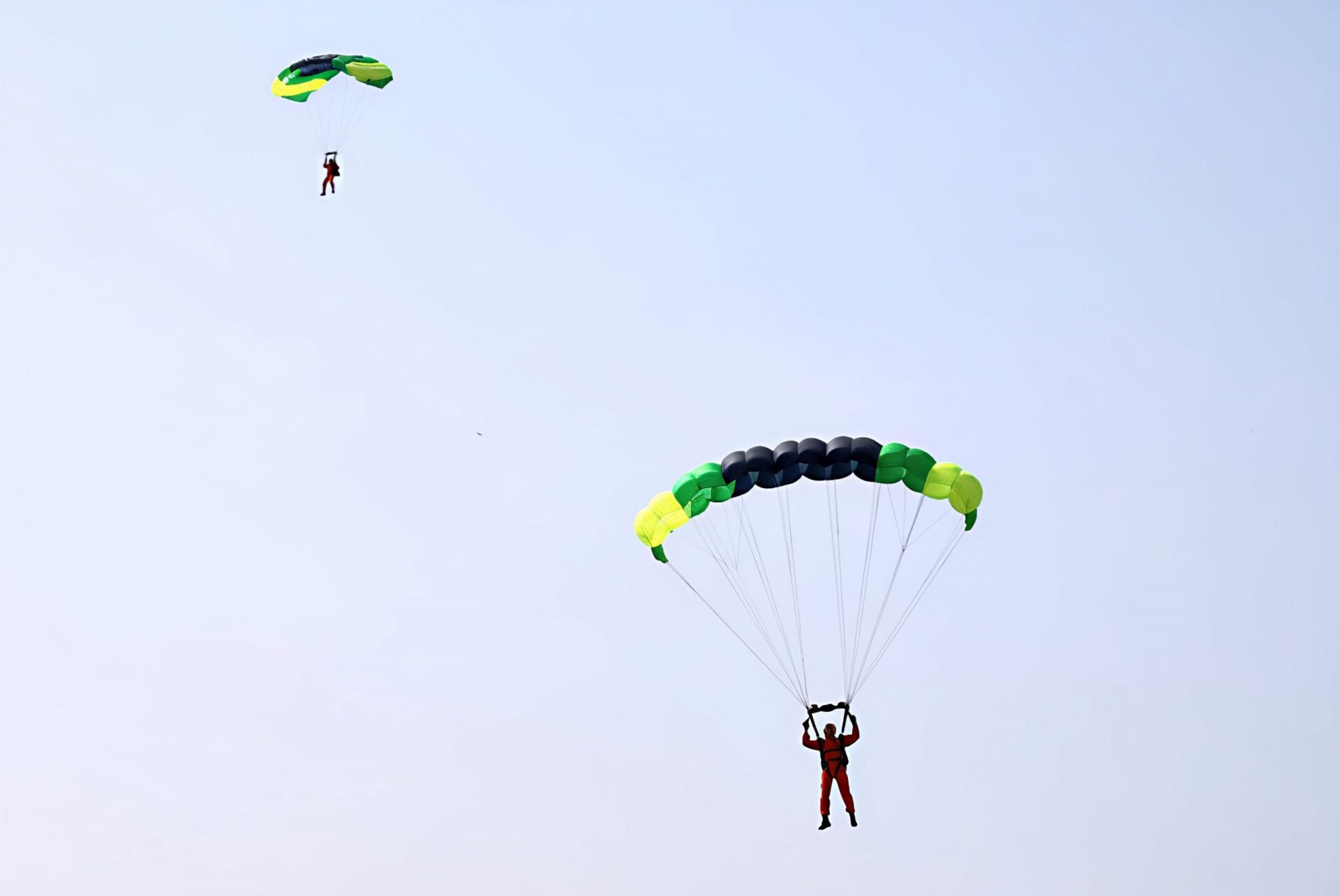 陸軍空訓中心多元傘訓 展戰力精進成果 陸軍空訓中心多元傘訓 展戰力精進成果